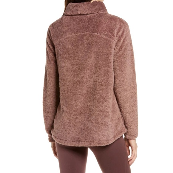 Zella Furry Fleece Funnel Neck Pullover Size Large - Picture 2 of 11